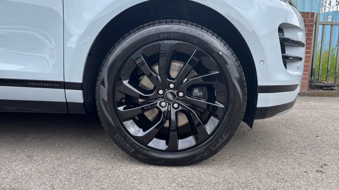 Land Rover Range Rover Evoque 2.0 D200 Hoxton Edition 5dr Auto Diesel Hatchback - Image 8